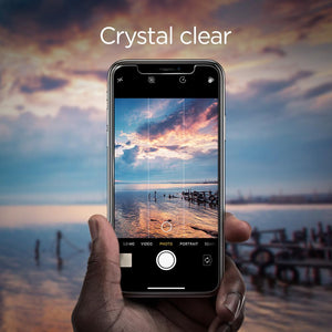 iPhone 11 / XR Screen Protector EZ FIT GLAS.tR Privacy